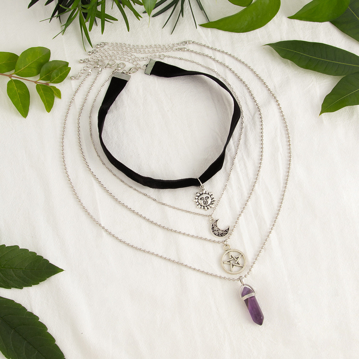 Planderful Vienna Verve Necklace – National Retro Multi-Layer Design