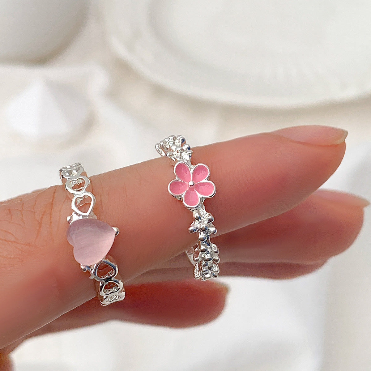 French Pastoral Heart-shaped Diamond Ring with Floral Crown Set Europe and US Cross-border Jewelry.