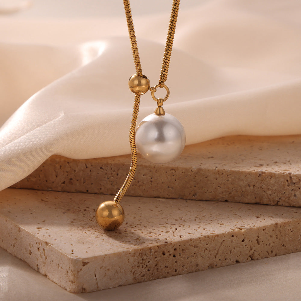Elegant Titanium Steel Necklace with Gold-Plated Beads and Pearl Pendant