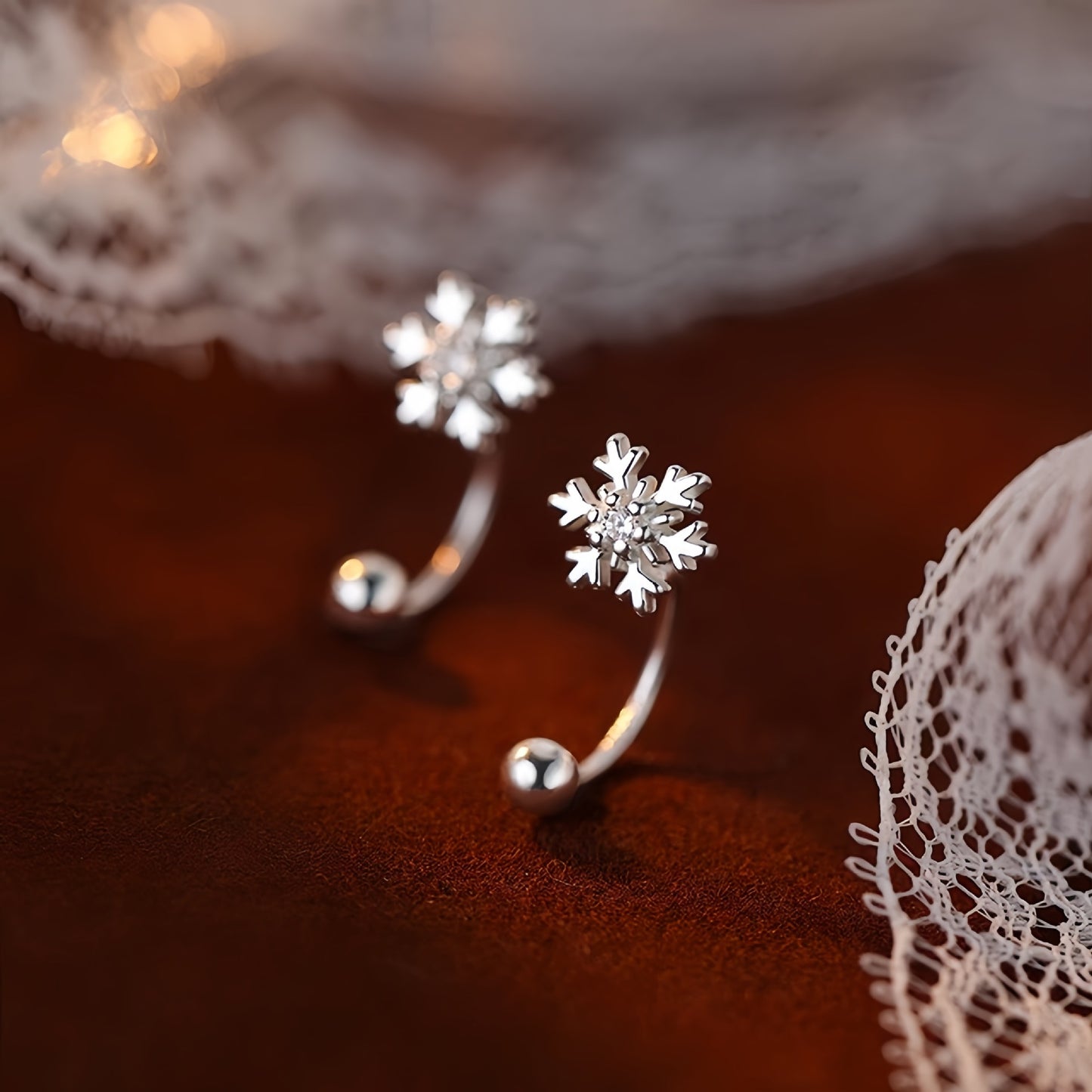 New 925 Sterling Silver Snowflake Stud Earrings for Women