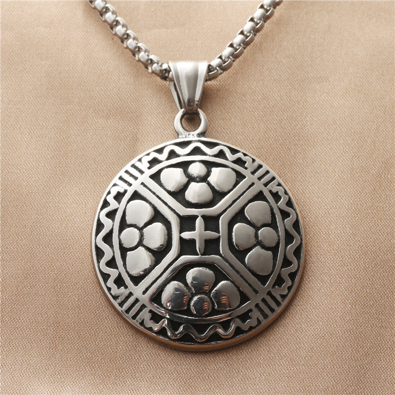 Titanium Steel Round Petal Pendant Necklace for Men - Retro Punk Design