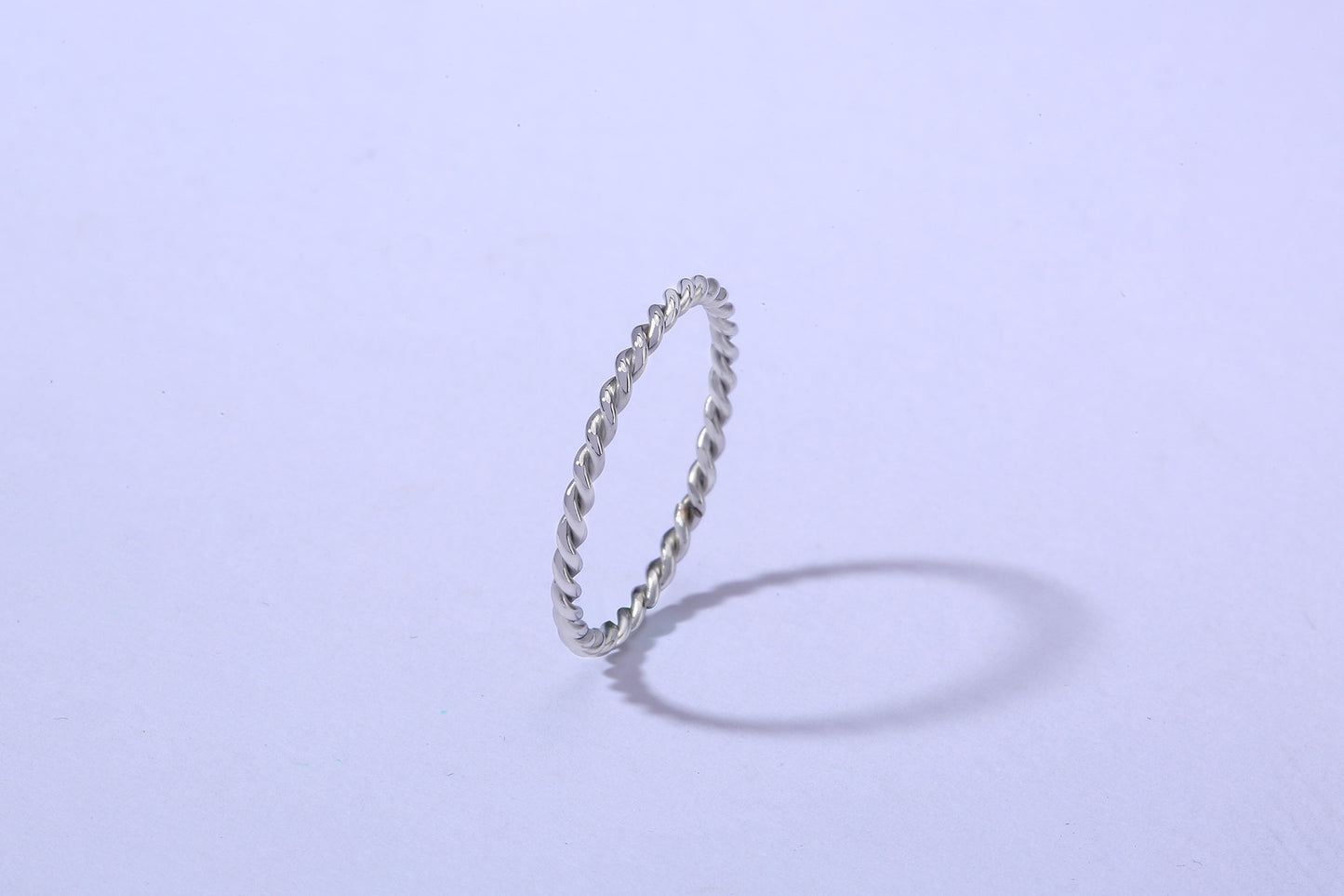 Jewelry 18K Gold Japan and Korea Titanium Steel Twisted Ring