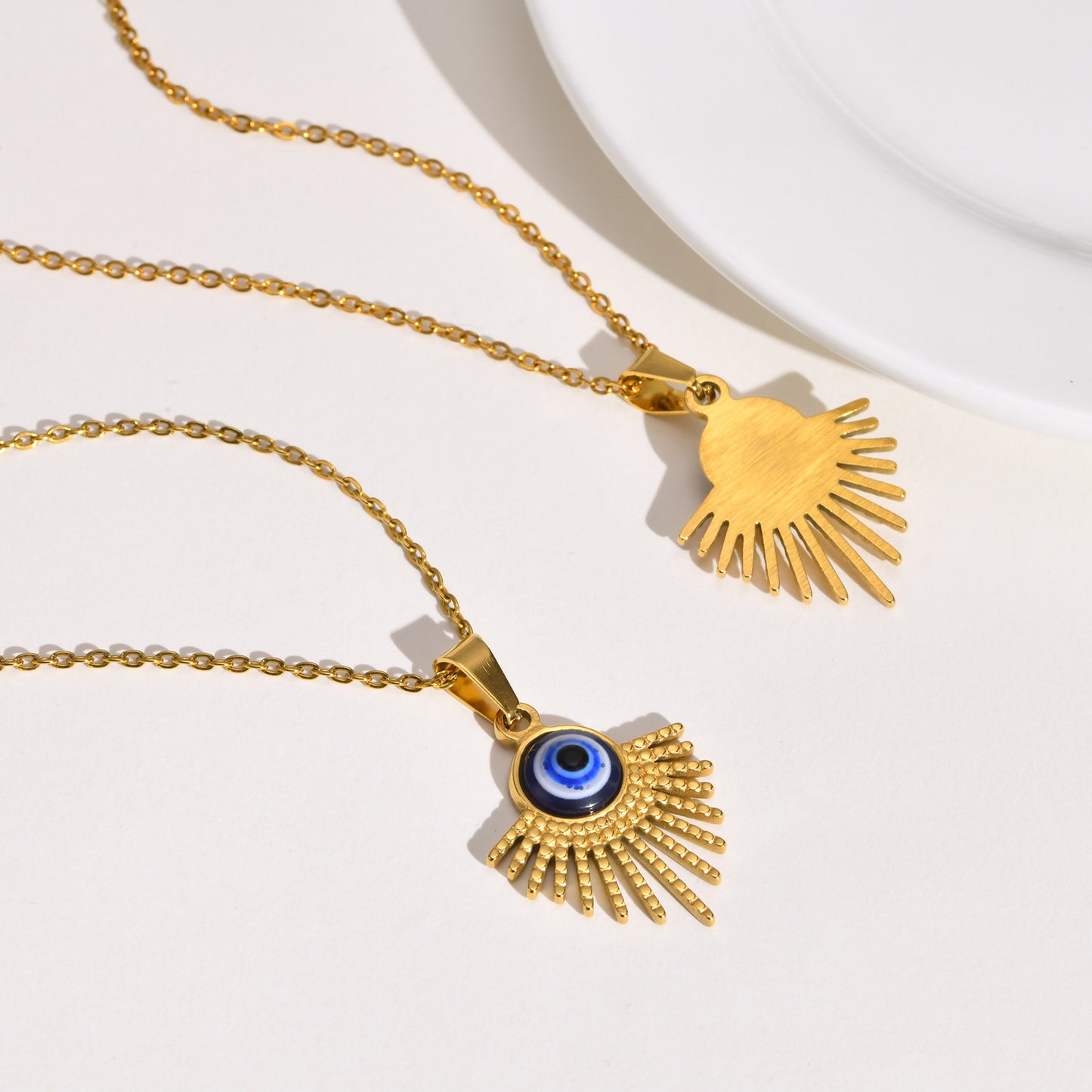 Stainless Steel Fan-Shaped Devil's Eye Gold Pendant Necklace