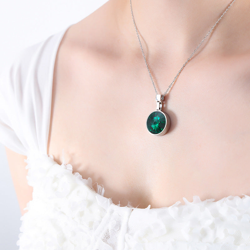 Circular Green and White Glass Stone Pendant Necklace for Women