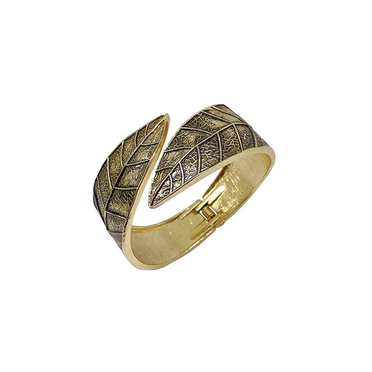 Enchanting Vienna Verve Metal Bracelet with Intricate Leaf Design