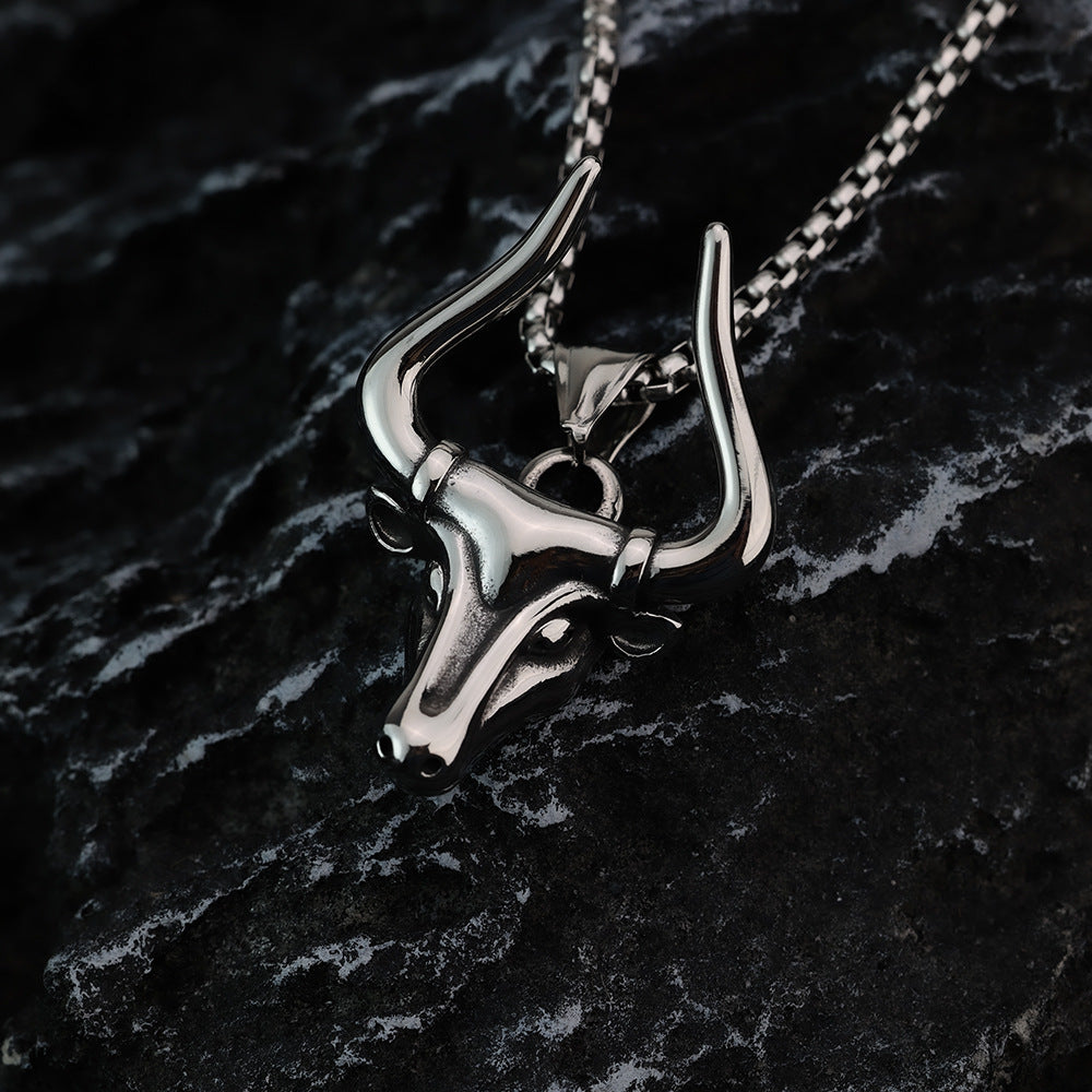 Planderful Bull Head Pendant Necklace For Men Glossy Retro Punk Style Light Luxury Fashion Accessory
