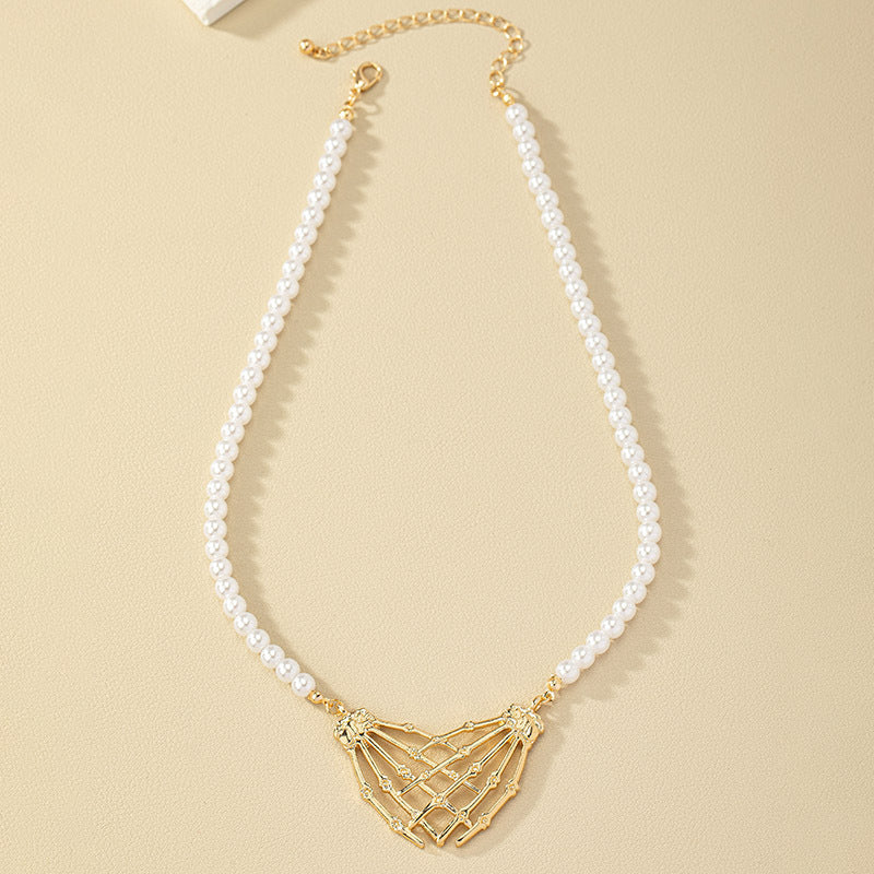 Pearl and Metal Hand Pendant Choker Necklace - Elegant Clavicle Chain Jewelry