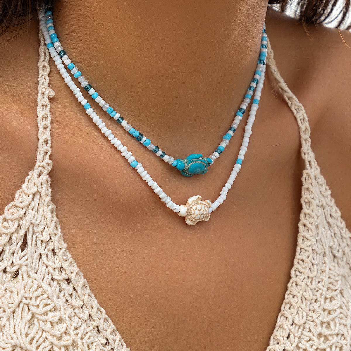 Seashell and Starfish Necklace for Women in Elegant Ocean Style