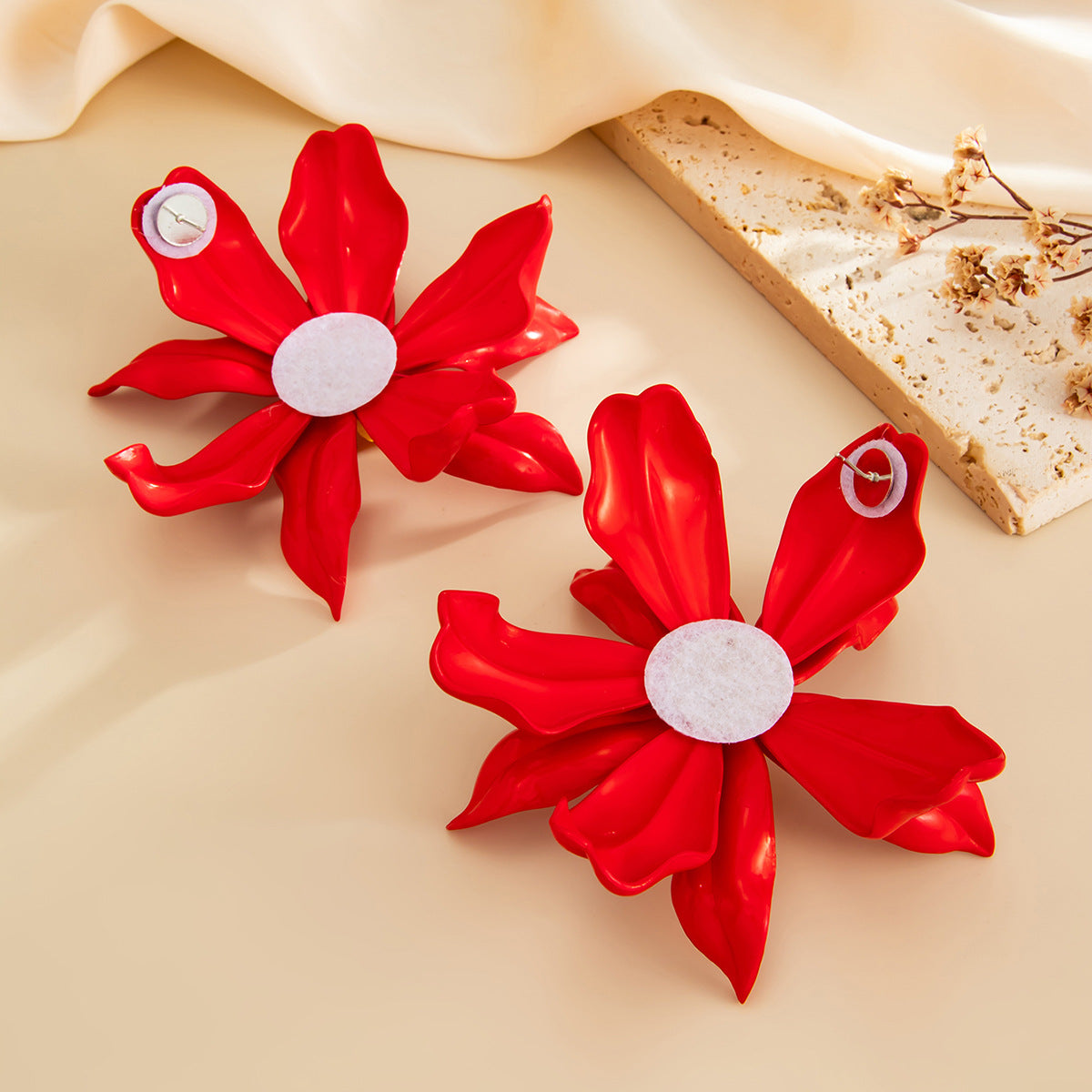 Planderful Vienna Verve Flower Earrings Exaggerated Three Dimensional Large Petal Statement Jewelry for Women