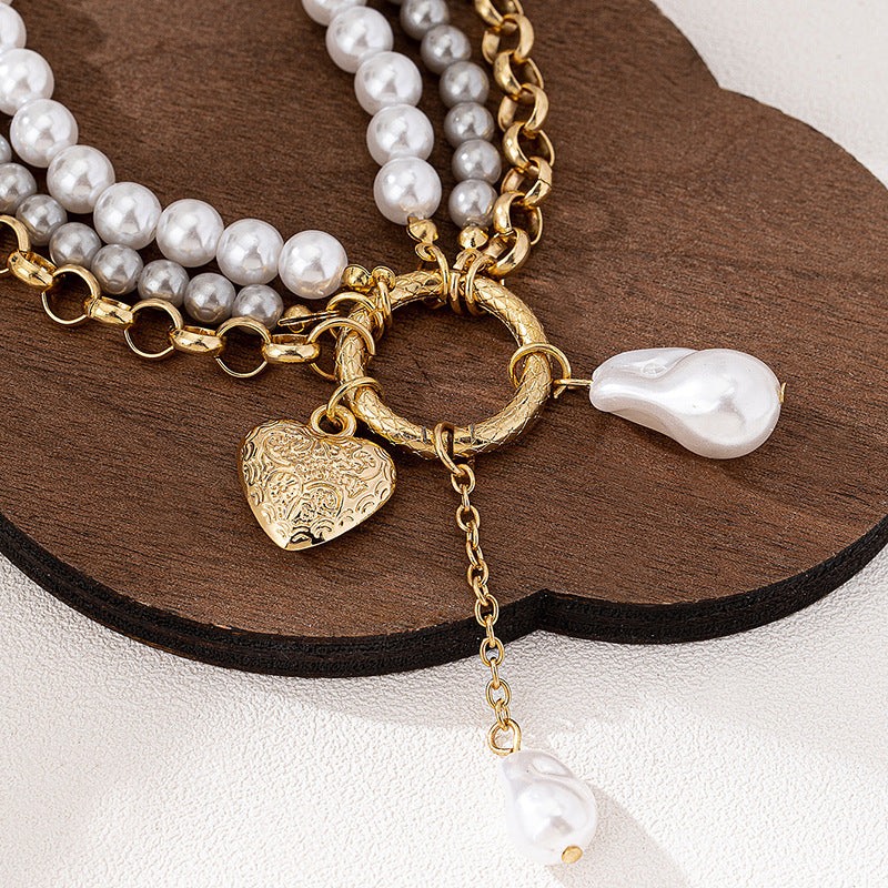 Planderful Vienna Verve Necklace – Elegant Baroque Imitation Pearl Design