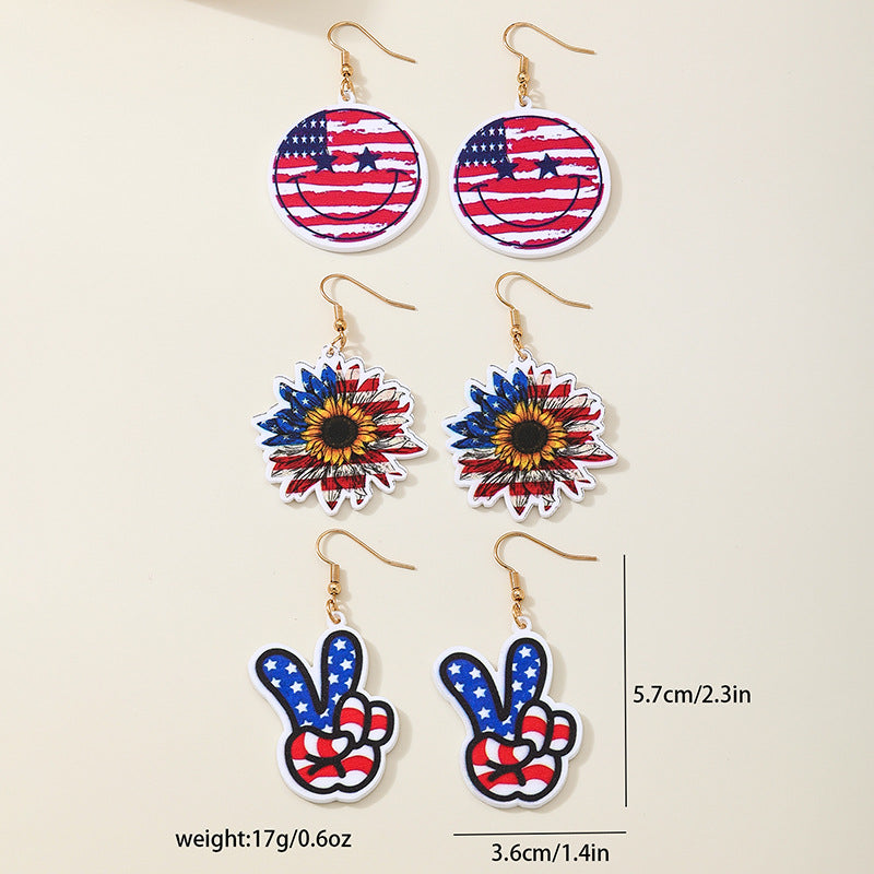 Planderful Vienna Verve Earrings Set – Fashionable Independence Day Design