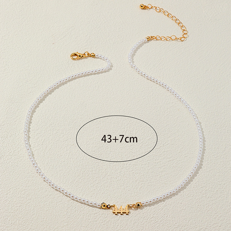 Elegant Pearl Pendant Necklace with Luxurious Design