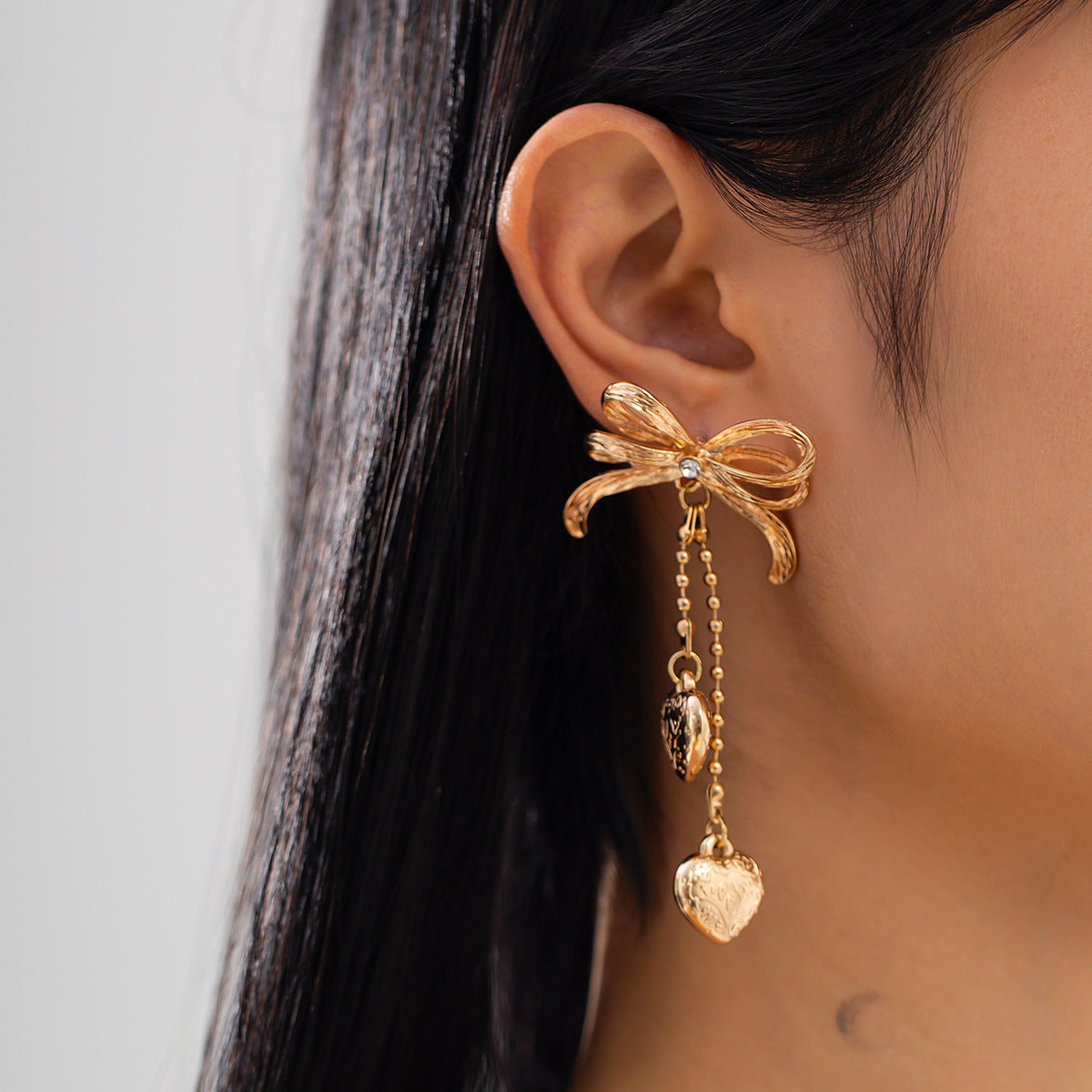 Planderful Vienna Verve Earrings – Creative Versatile Bow Design