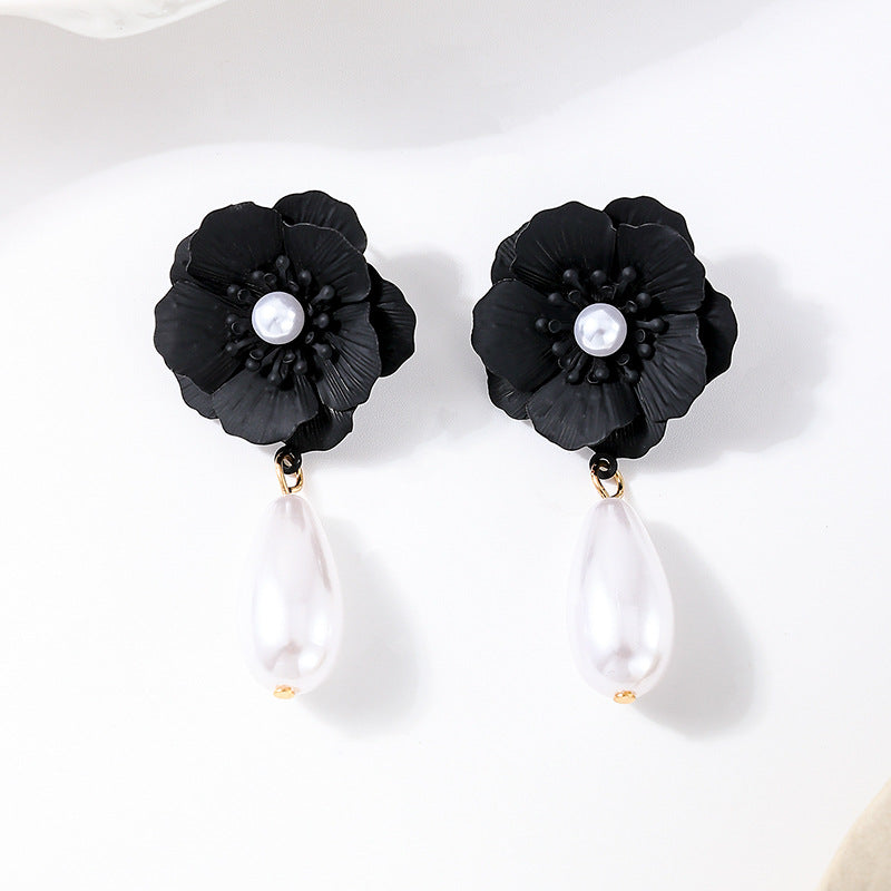 Planderful Vienna Verve Earrings – Elegant Three-Dimensional Flower Design