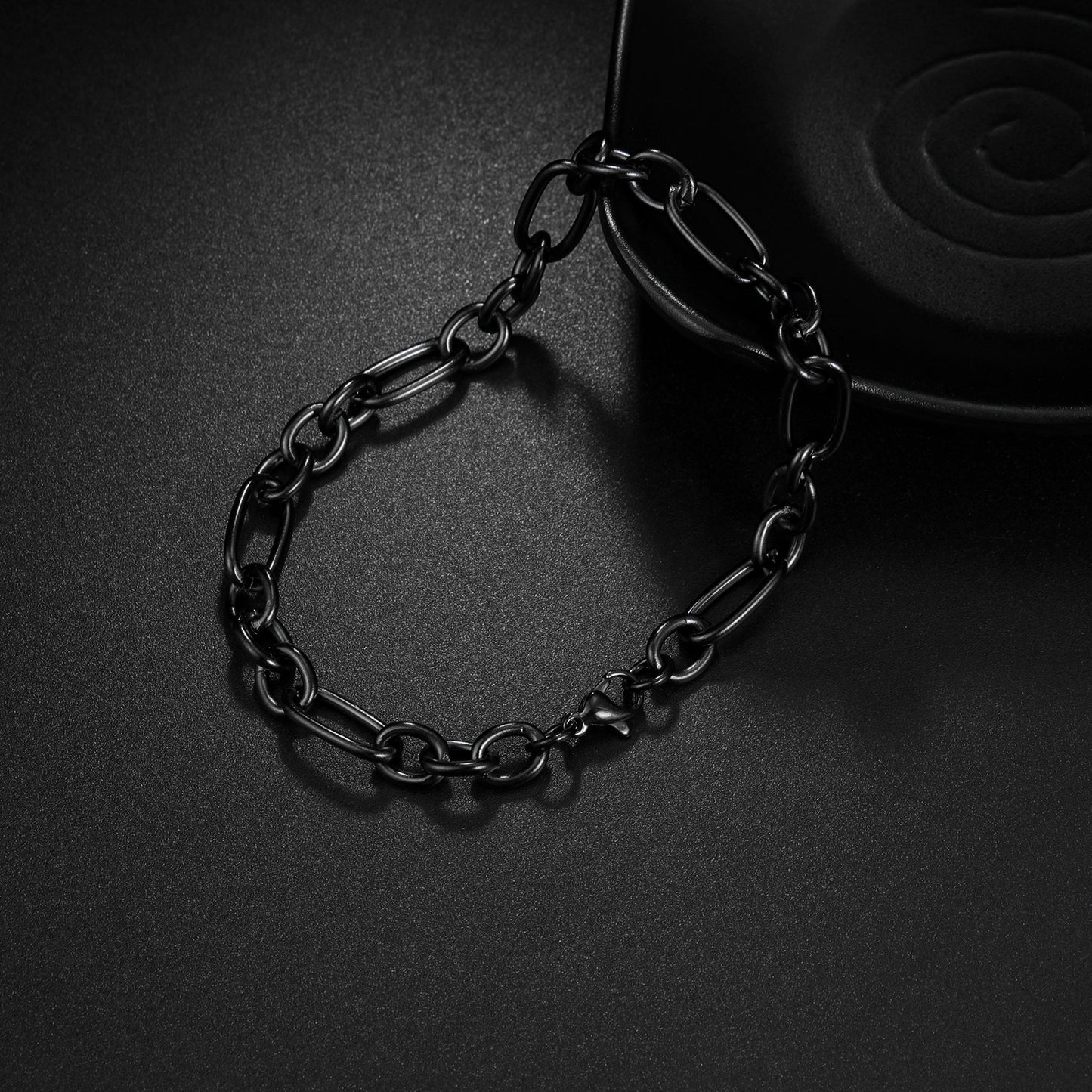 Stainless Steel Cuban Link Bracelet Durable Bold Hip Hop Punk Style Unisex Planderful Collection For Men And Women