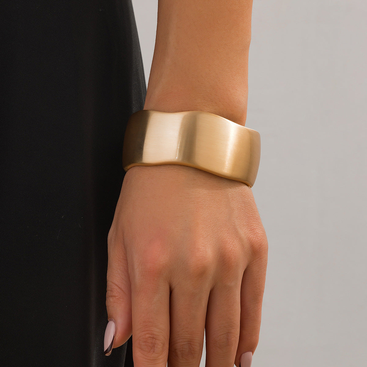 Metal Chain Bracelet by Planderful Vienna Verve Heavy Industrial Punk Style For Edgy Fashion Lovers