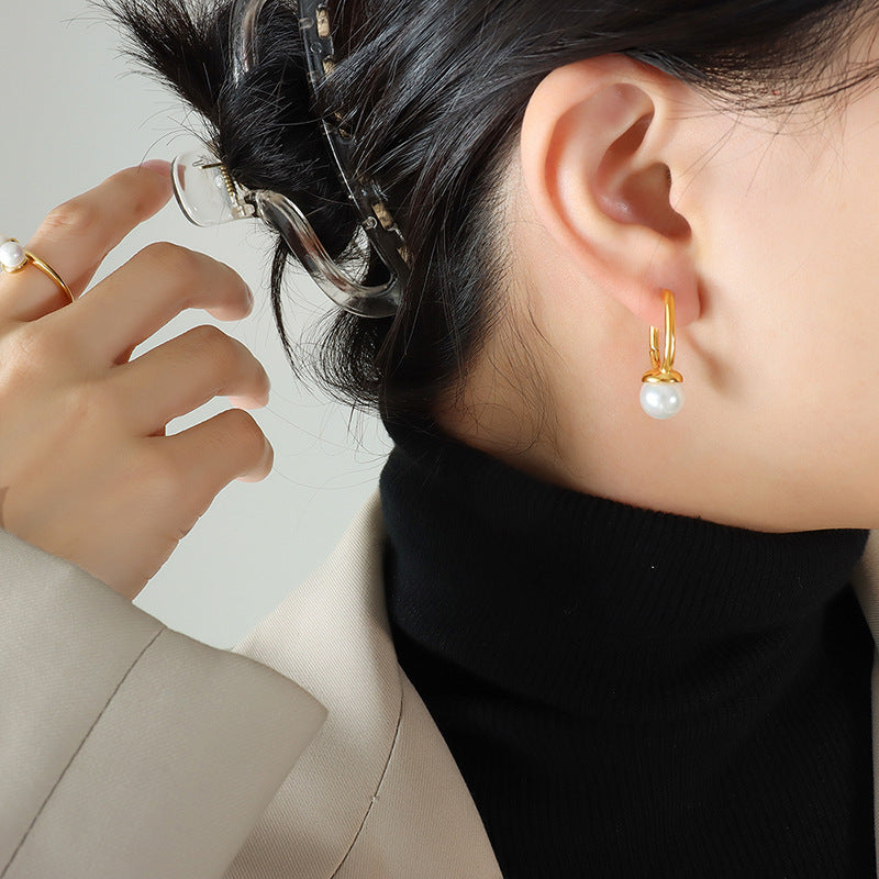 Elegant French-Inspired Pearl Earrings - Hypoallergenic 18K Gold Plated