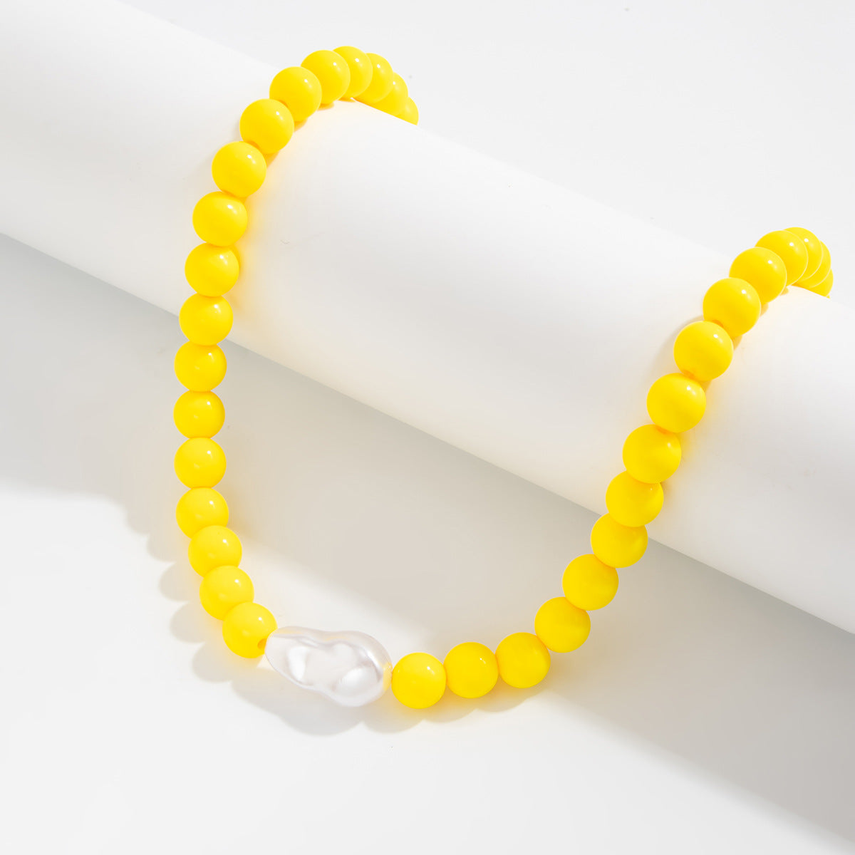 Colored Round Beads Pearl Necklace Dopamine Beaded Holiday Wind Necklace