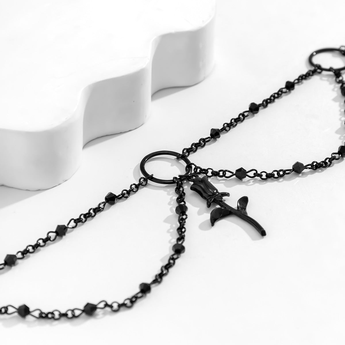 Planderful Gothic Choker Necklace With Imitation Crystal Rose Fringe For Alternative Fashion Lovers