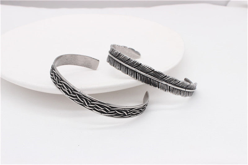 Titanium Steel Bracelet Feather Charm Unisex Planderful Everyday Genie Protection Statement Jewelry