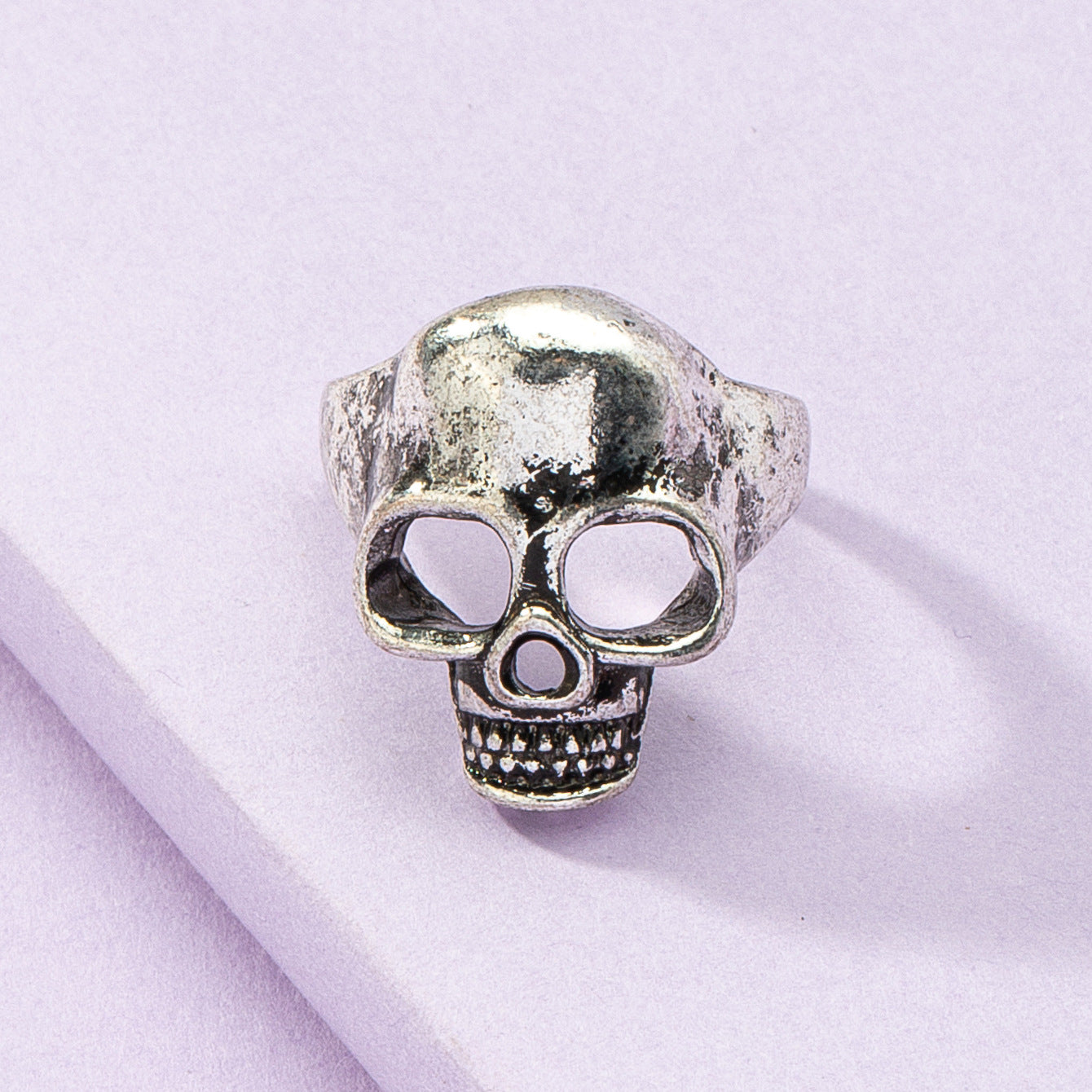 Skull Head Men's Retro Punk Ring with a European Twist