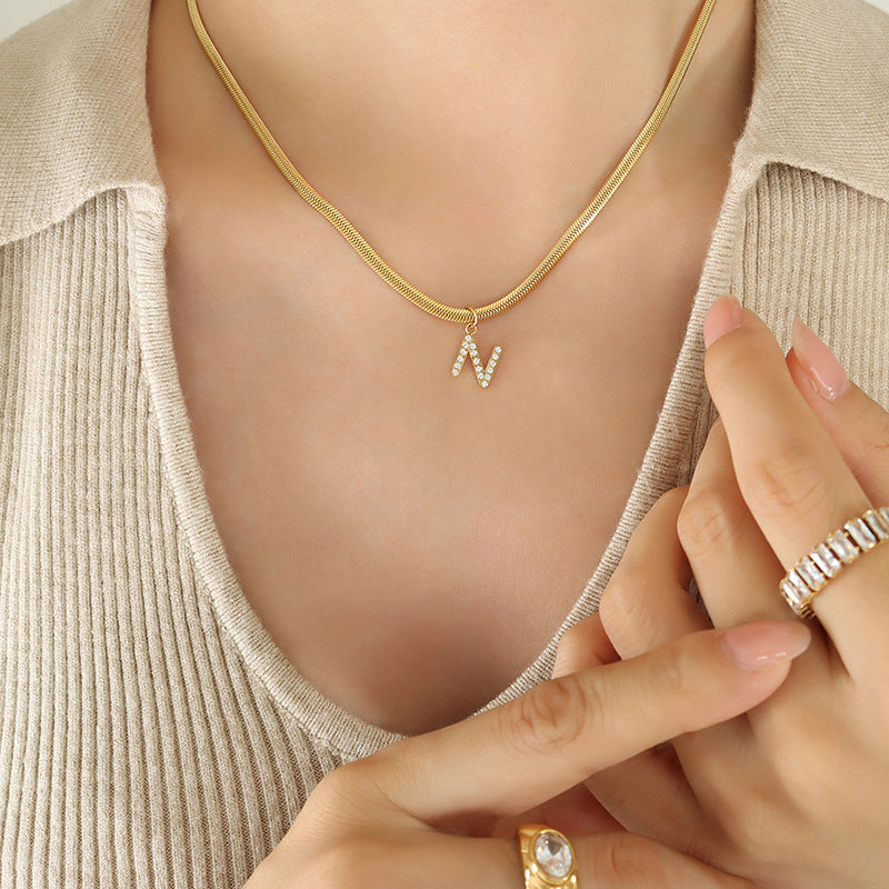 Exquisite Korean Style Zircon Letter Pendant Necklace with Blade Chain