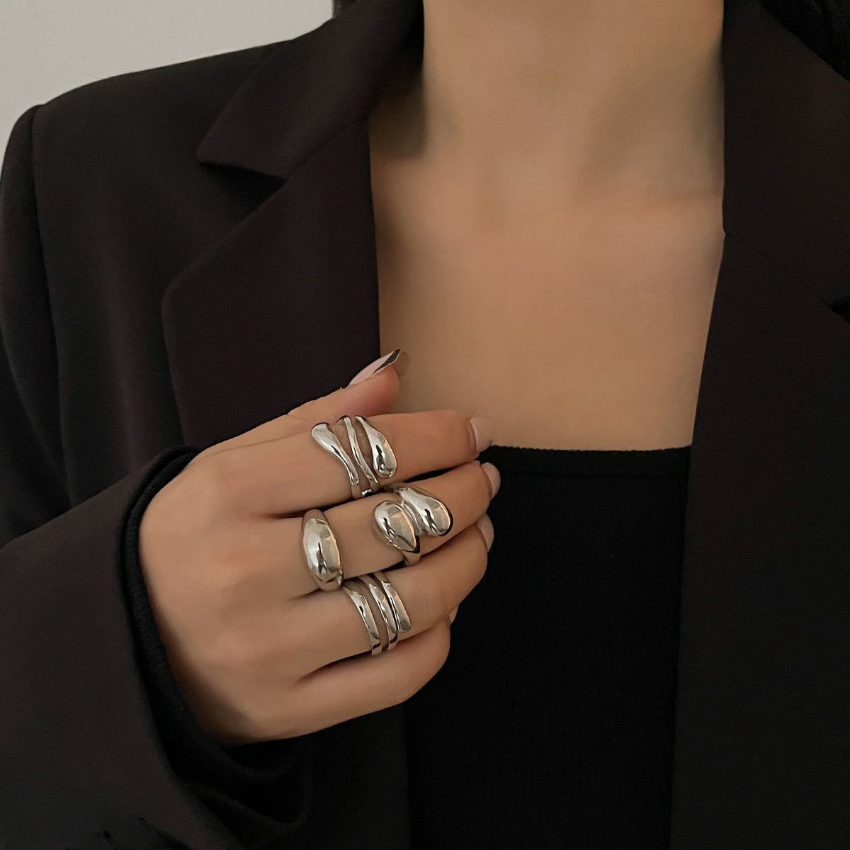 Planderful Vienna Verve Ring Set – Exaggerated Baroque Design