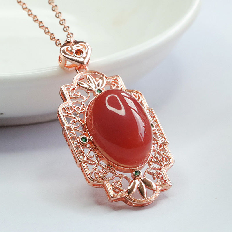 Natural Agate Hollow Pendant Necklace with Vintage Charm
