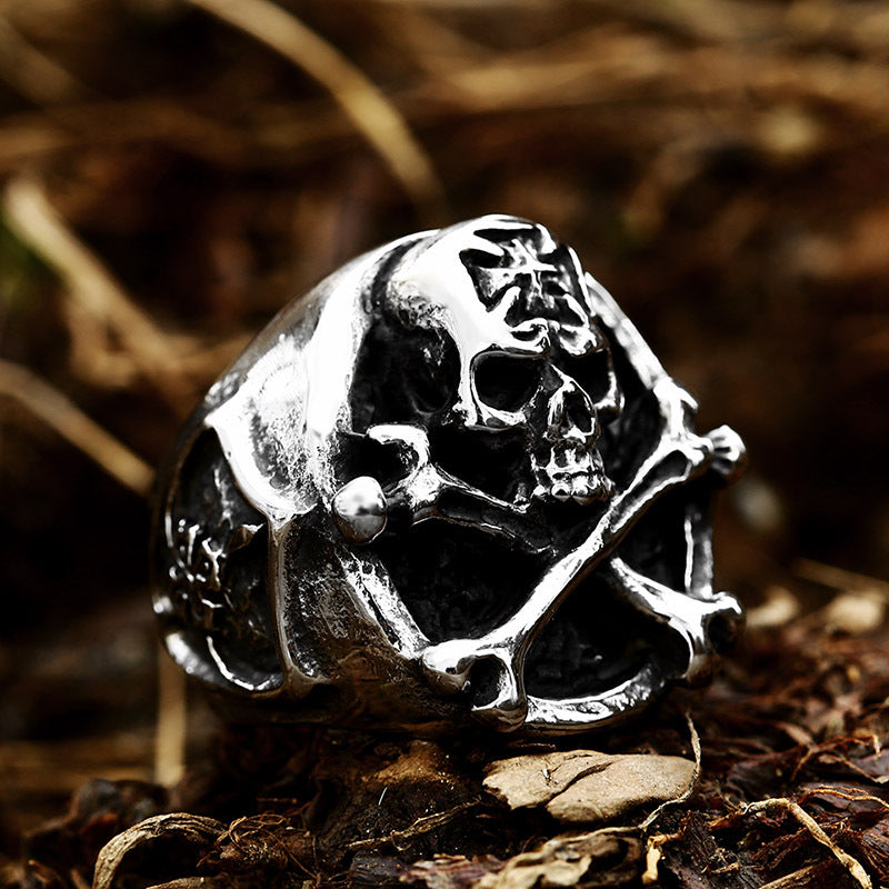Titanium Steel Skull Bone Ring for Men - Retro Cross-Border Wholesale Domineering Design