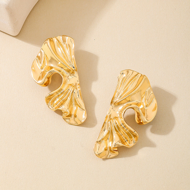 Planderful Vienna Verve Earrings – Stylish Irregular Gold Lace Design