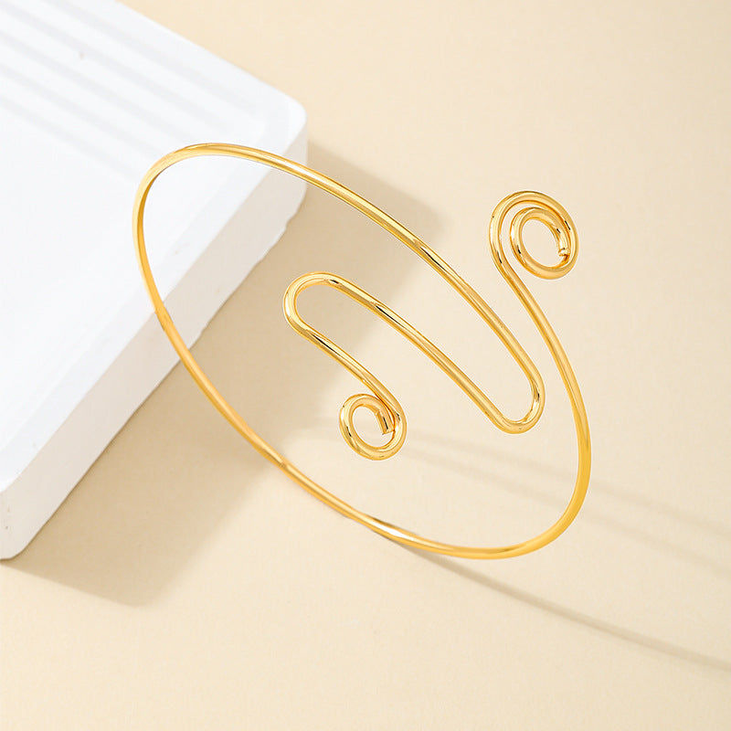 Planderful Vienna Verve Bracelet – Stylish Minimalist Metal Design