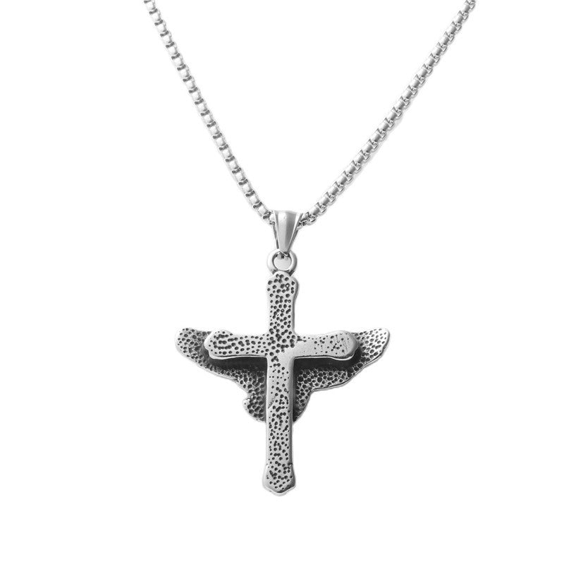 Personalized Retro Eagle Pendant Necklace in Titanium Steel for Trendy Men and Women