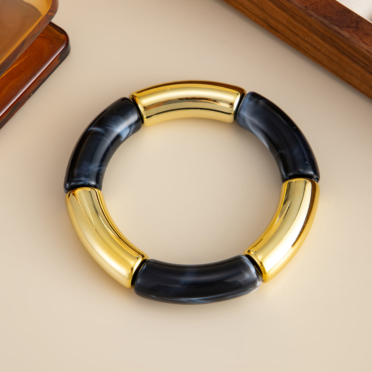 Planderful Vienna Verve Leopard Print Elastic Bracelet For Fashion Forward Women Retro Statement Jewelry