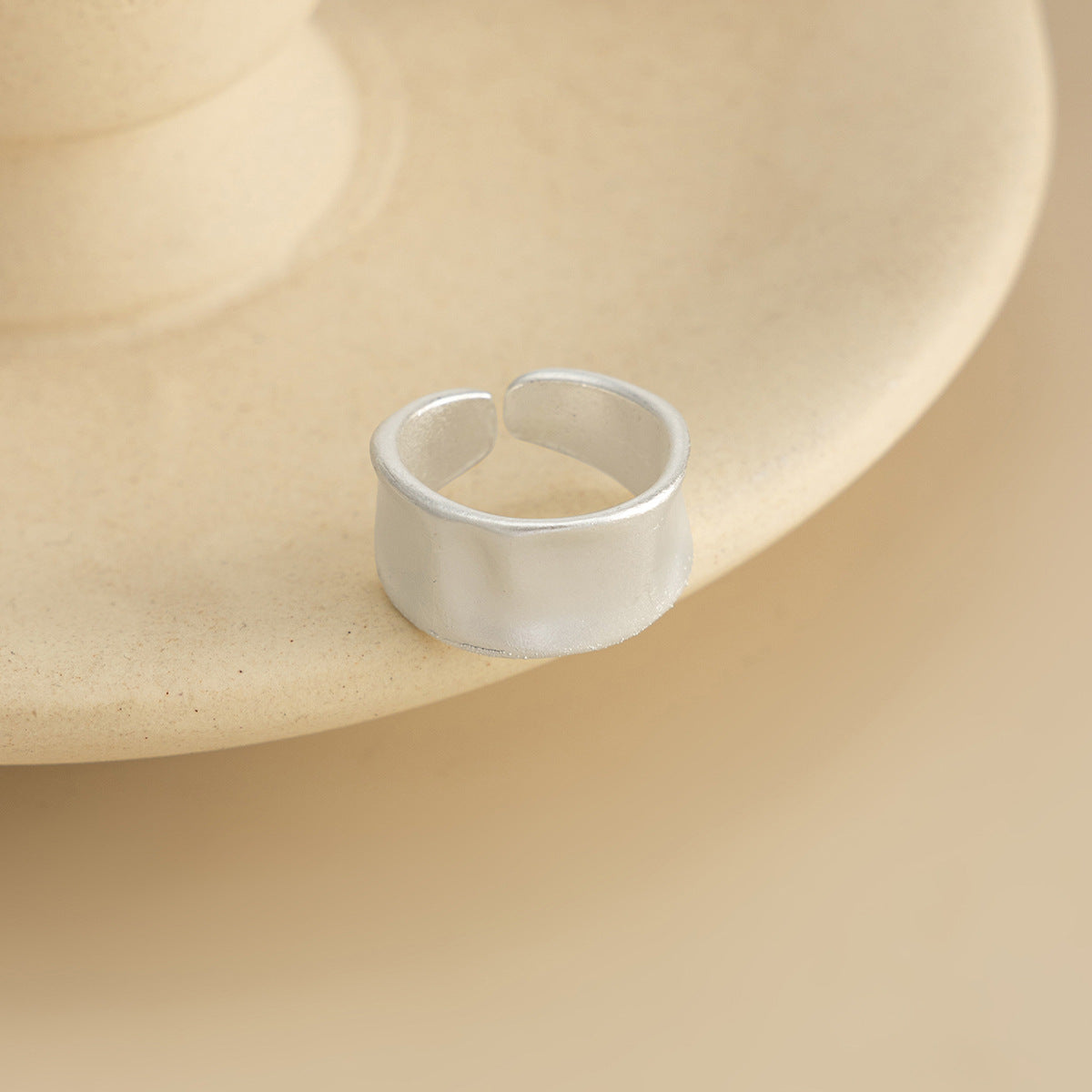 Planderful Vienna Verve Ring For Women Retro Beating Pleated Opening Statement Jewelry
