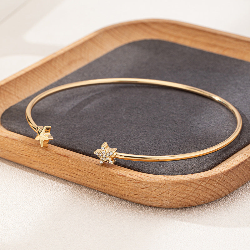 Planderful Vienna Verve Ring – Elegant Zircon-Encrusted Design