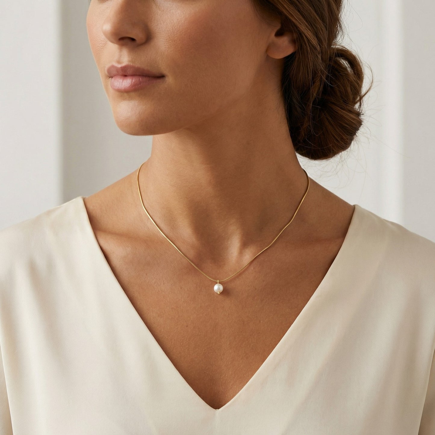 Stainless Steel – Round Snake Chain Imitation Pearl Necklace Gold