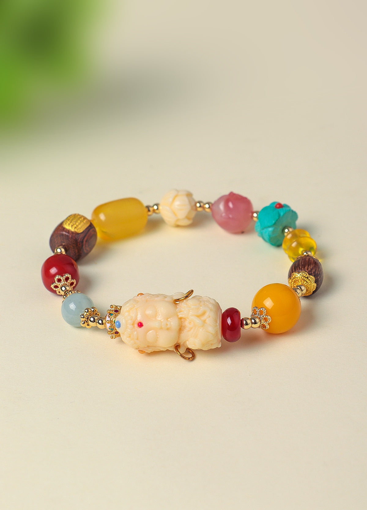 Agate Sandalwood Bracelet