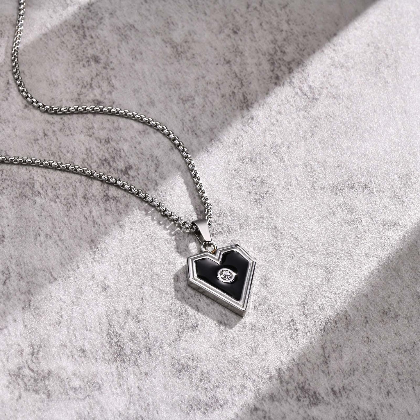 Jewelry Stainless Steel White Rhinestone Heart Pendant Necklace