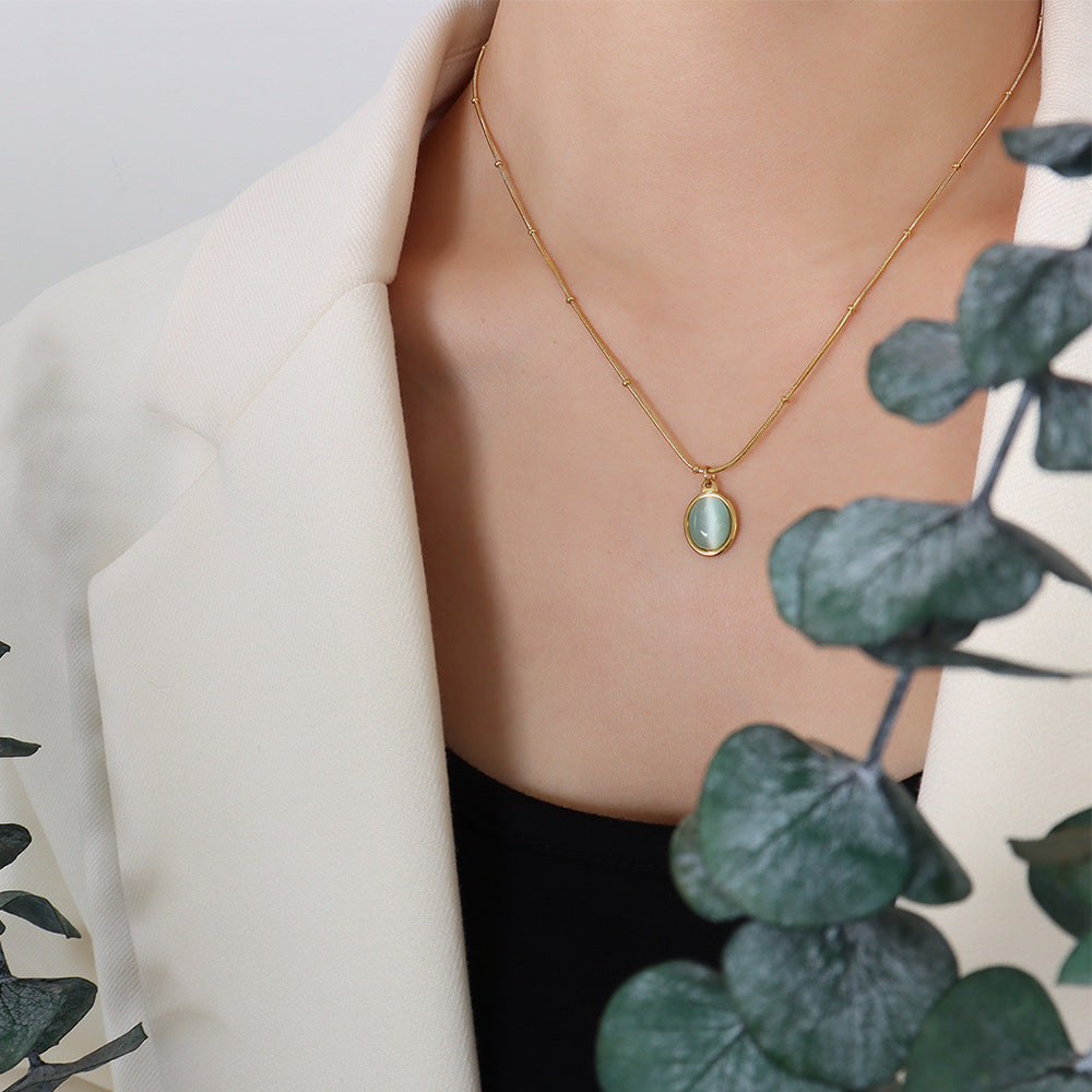 Luxurious 18k Gold Plated Chain Necklace with Cat's Eye Stone Pendant for Women