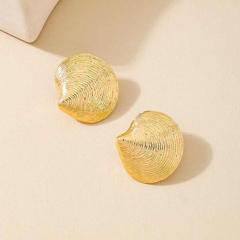 Planderful Vienna Verve Earrings – Exquisite Metal Gold Texture Design