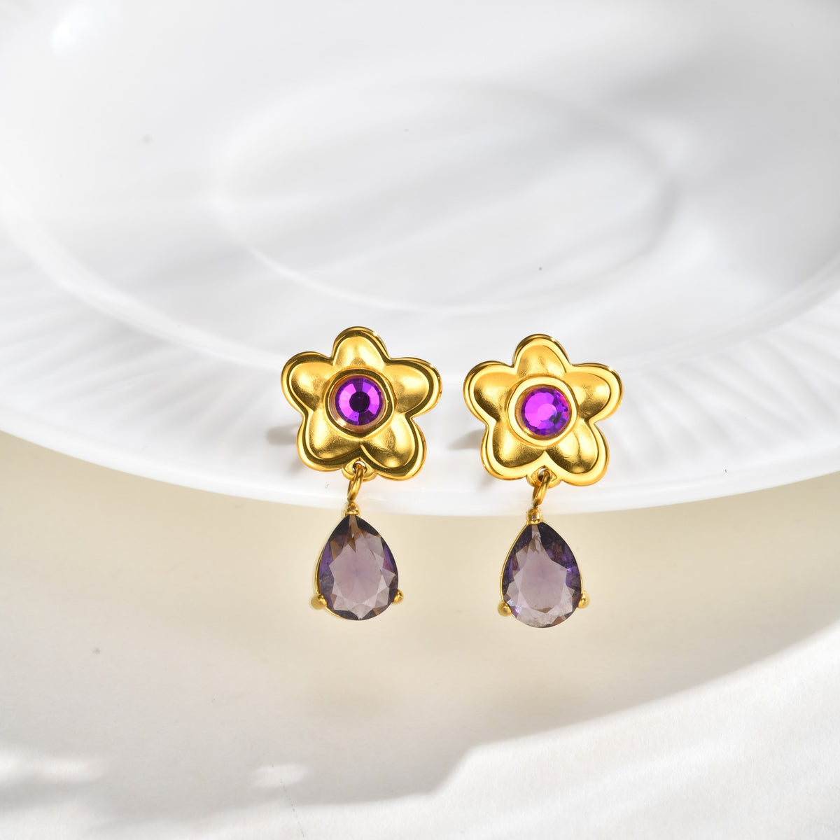 Zircon Floral Vintage Earrings