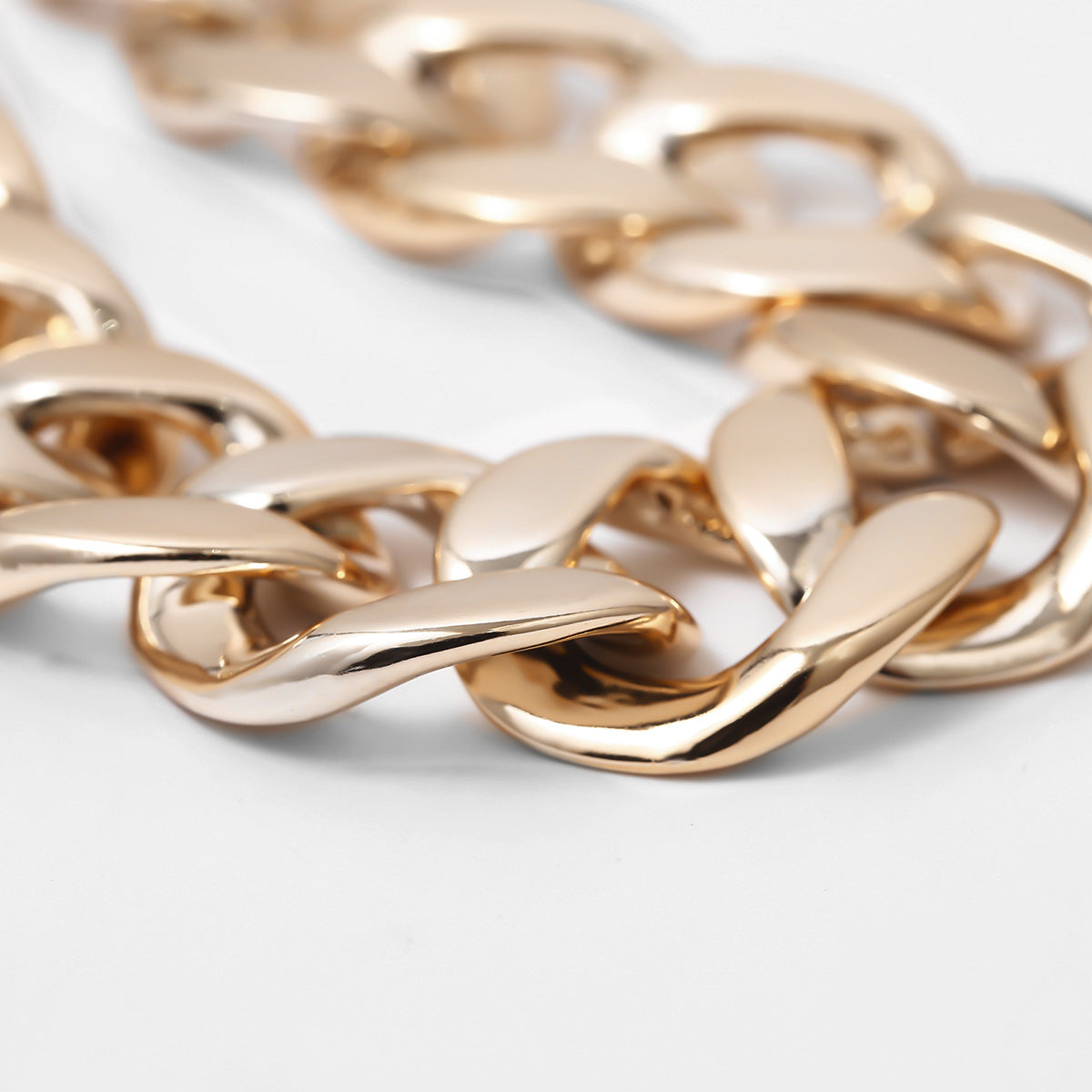 Bold Chain Necklace with Vintage Geometric Pattern