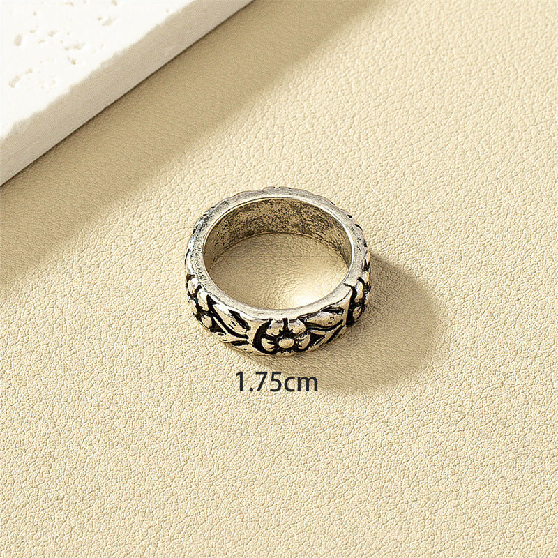 Vintage Flower Ring with a Touch of Elegance - Wholesale Simple Joker Ring