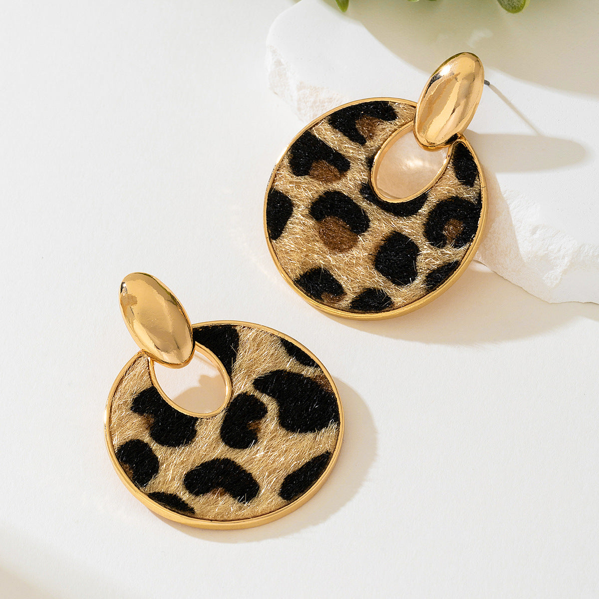 Planderful Vienna Verve Earrings – Trendy Leopard Print Design