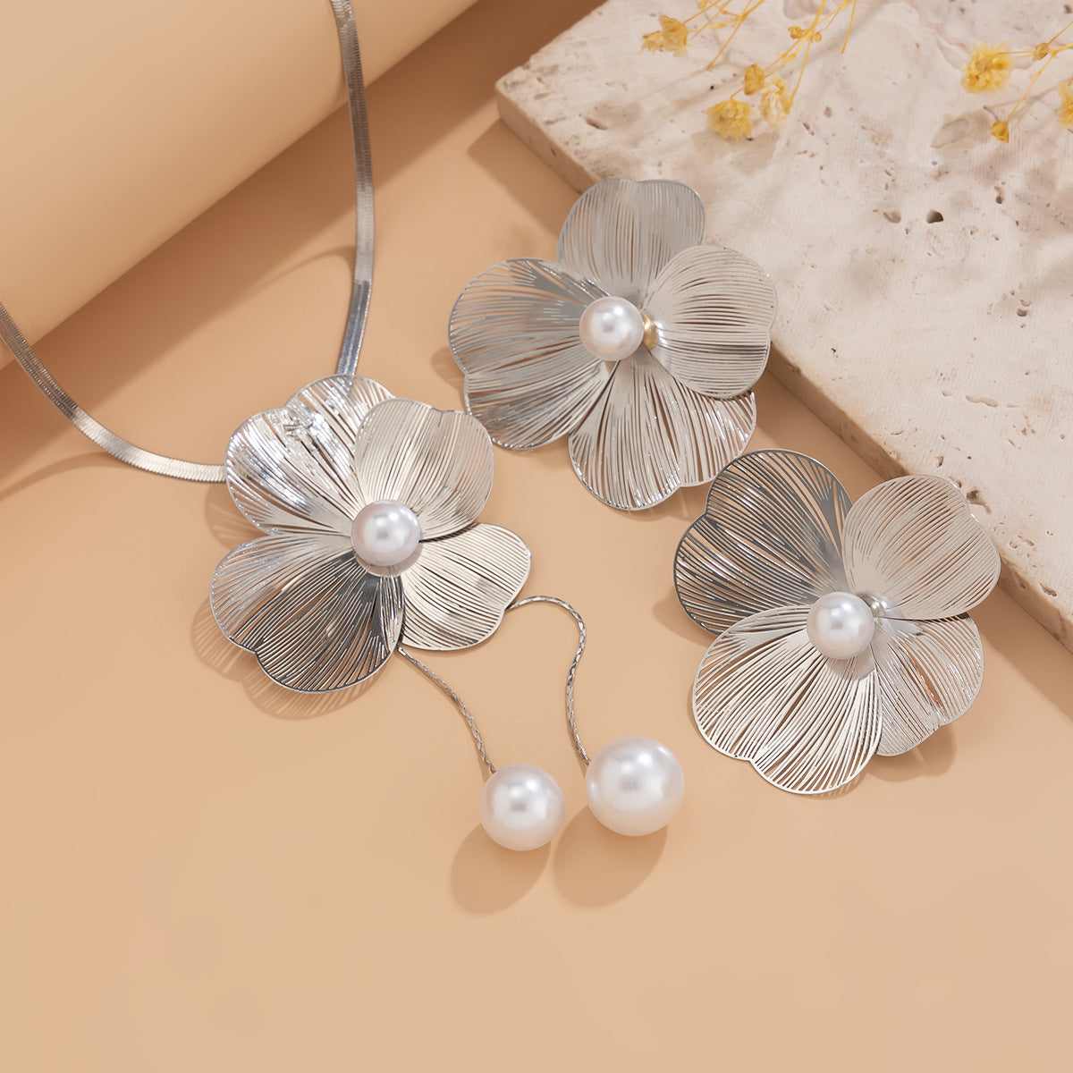 Ginkgo Flower Pearl-Style Jewelry Set