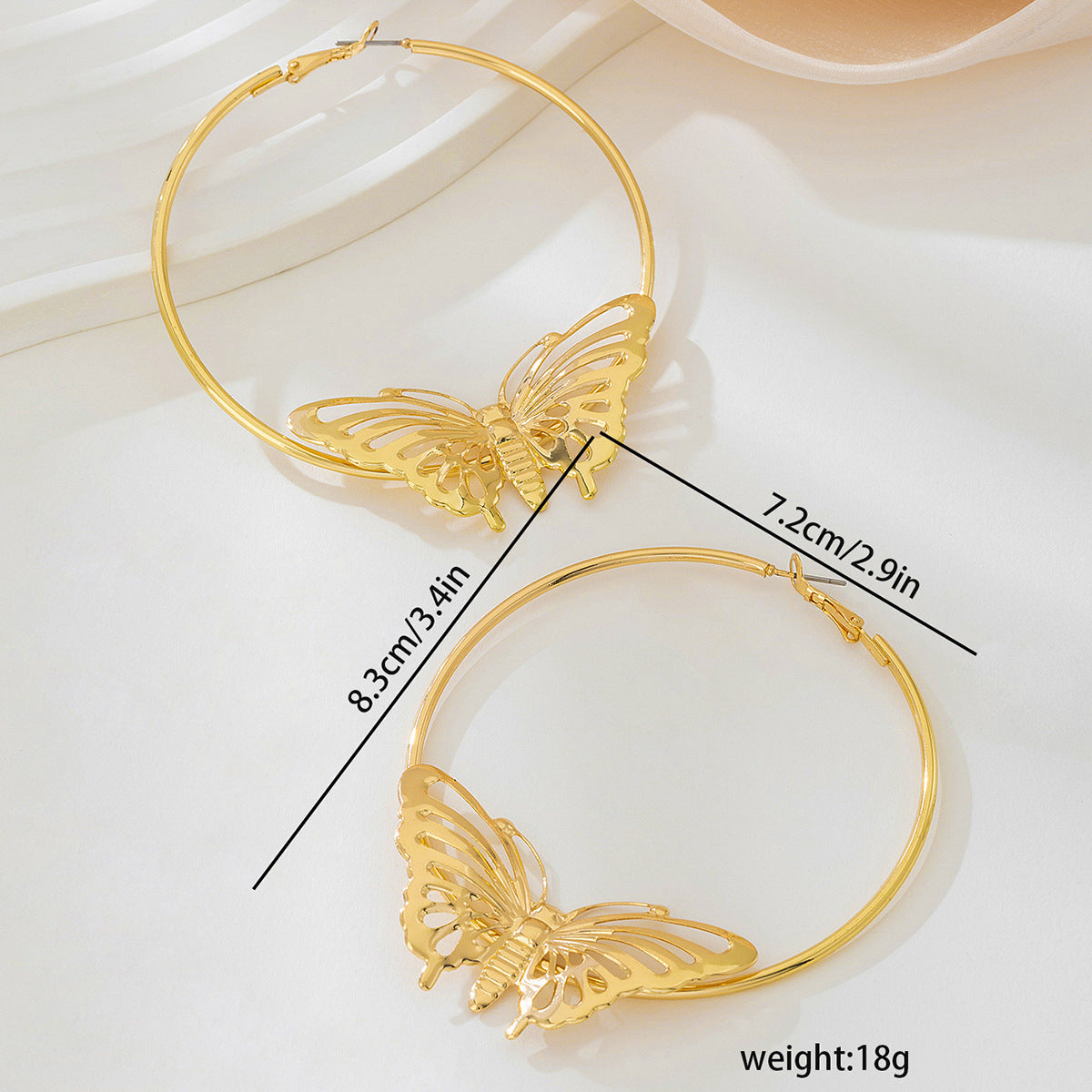 Planderful Vienna Verve Earrings – Stylish and Elegant Butterfly Design