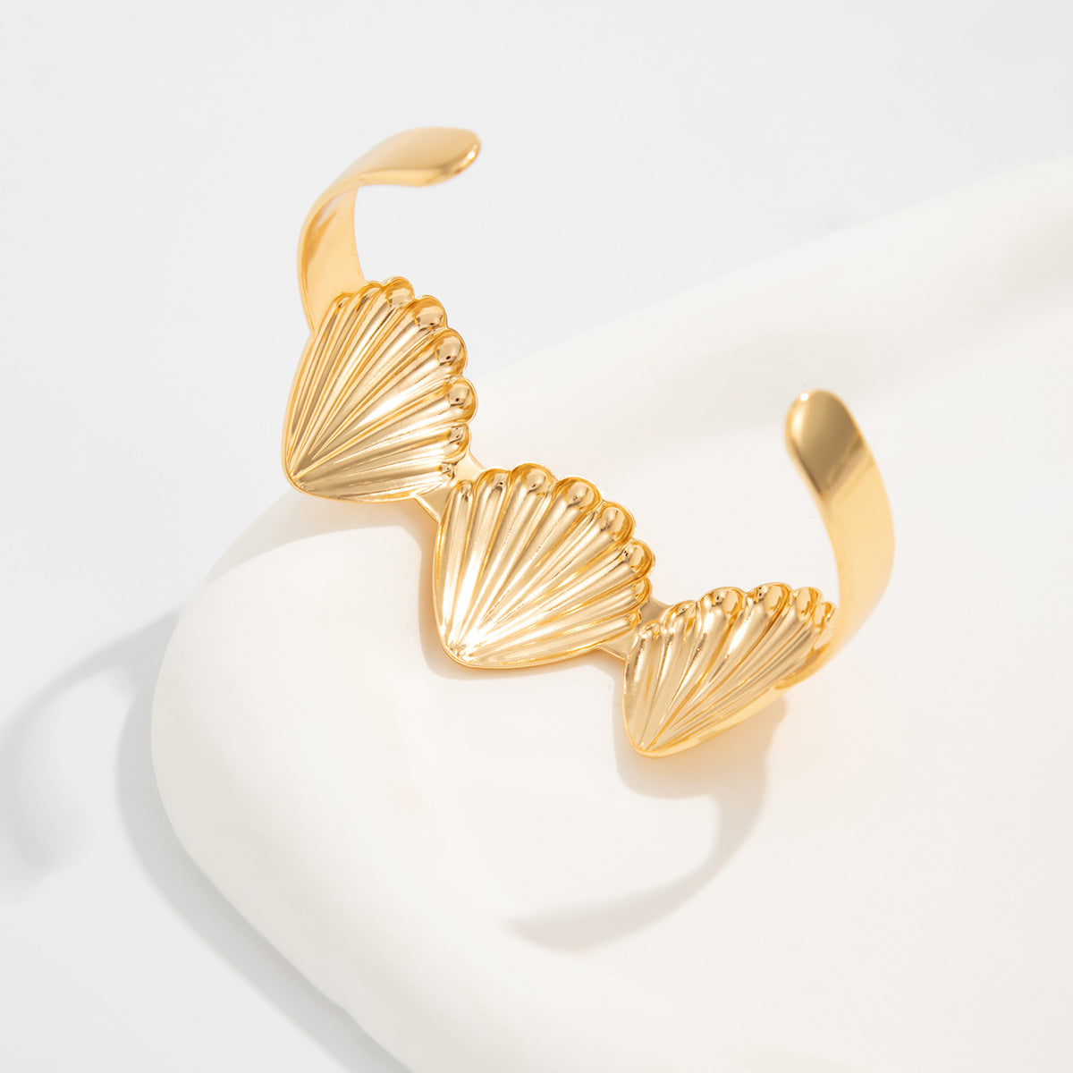 Planderful Vienna Verve Beach Ocean Scallop Opening Bracelet For Women Versatile Flower Jewelry