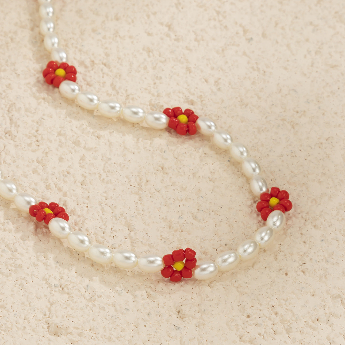 Planderful Vienna Verve Bohemian Daisy Collarbone Necklace Beaded Imitation Pearl For Boho Chic Women