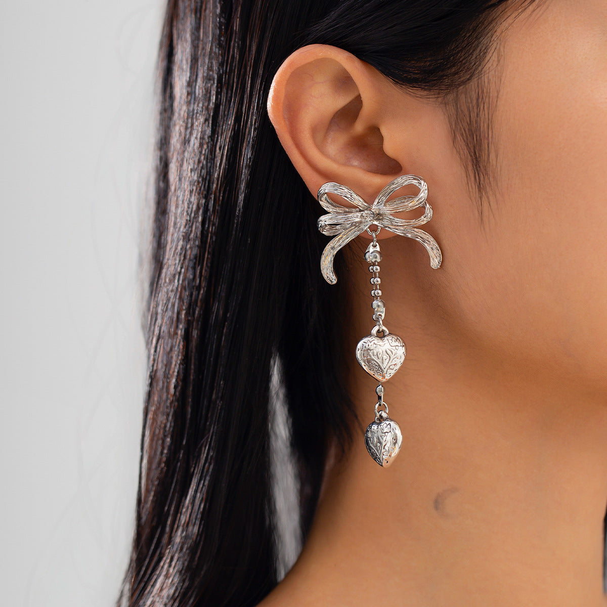 Planderful Vienna Verve Earrings – Creative Versatile Bow Design