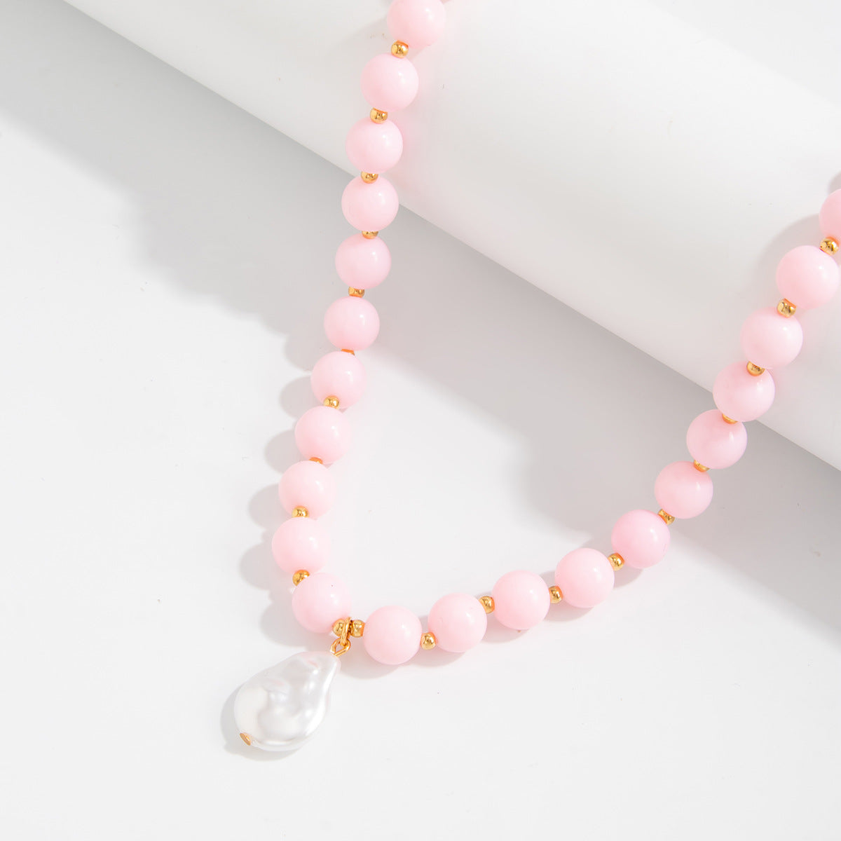 Colored Round Beads Pearl Necklace Dopamine Beaded Holiday Wind Necklace